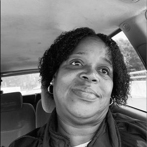 Meet your Posher, Rochelle